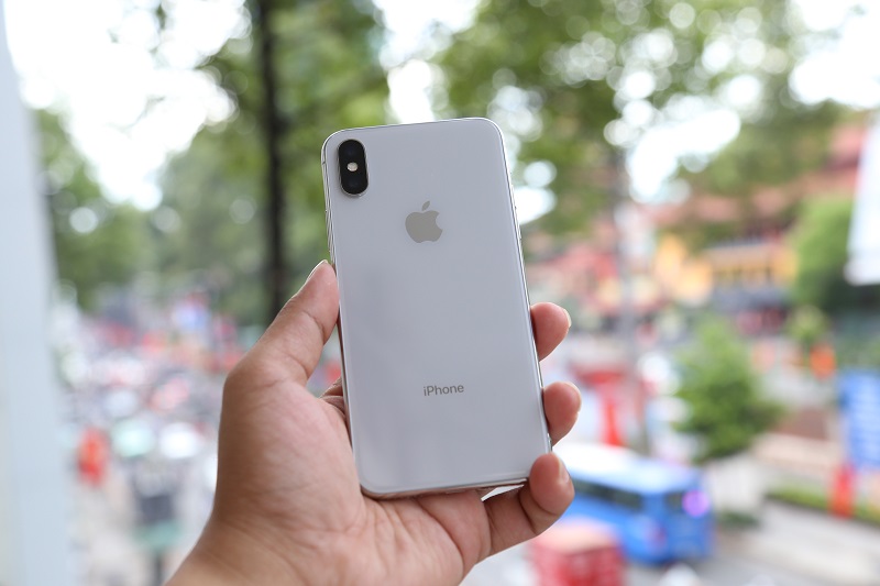iphone x trôi Barcelona đại sứ thương hiệu VuaBoss và camera