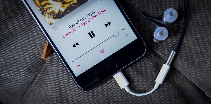 chuyen-nhac-video-tren-iphone-nhanh-khong-can-dung-cable-duchuymobilecom
