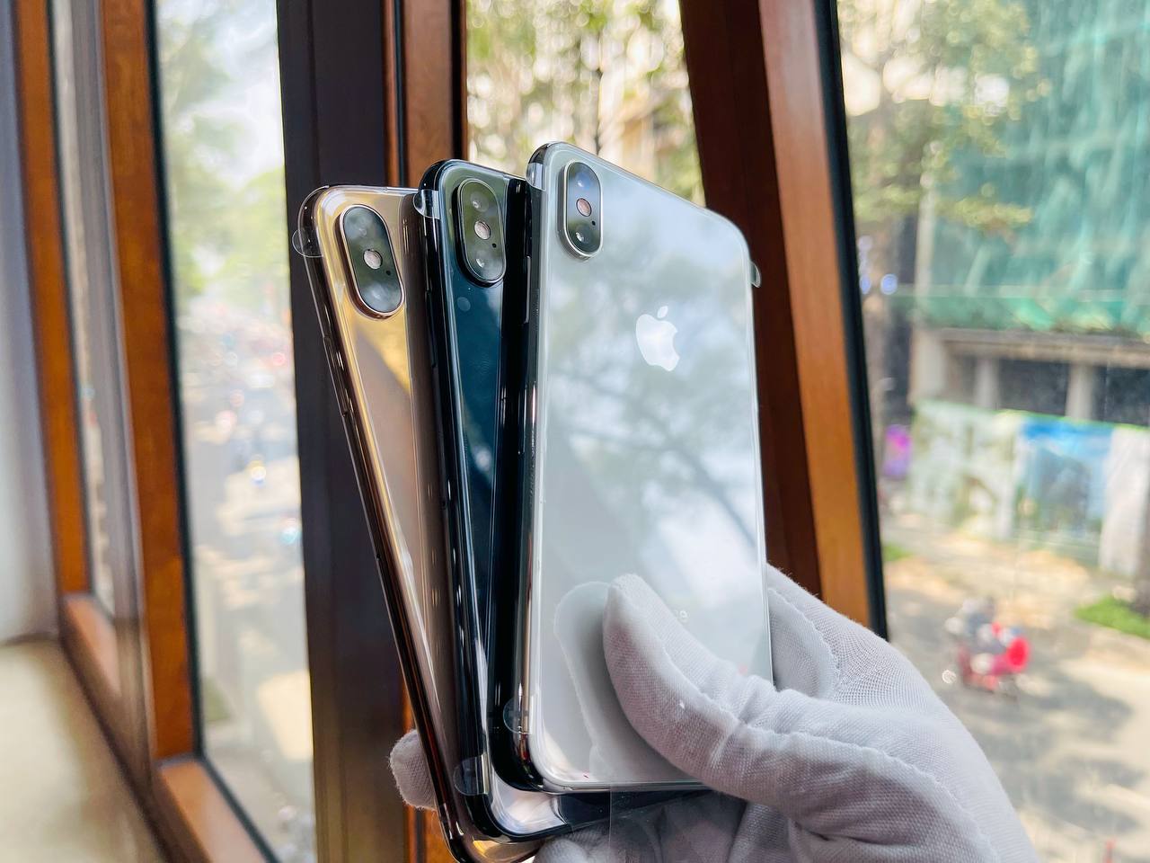Trên tay iPhone XS 64GB Mới Chưa Active