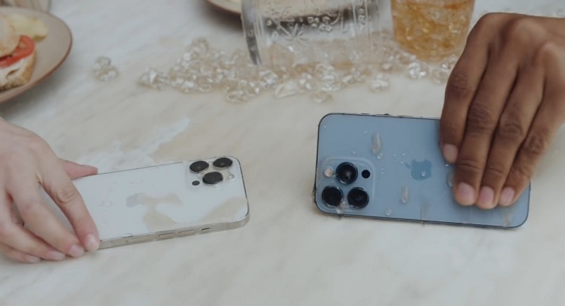 iPhone 13 chống nước 