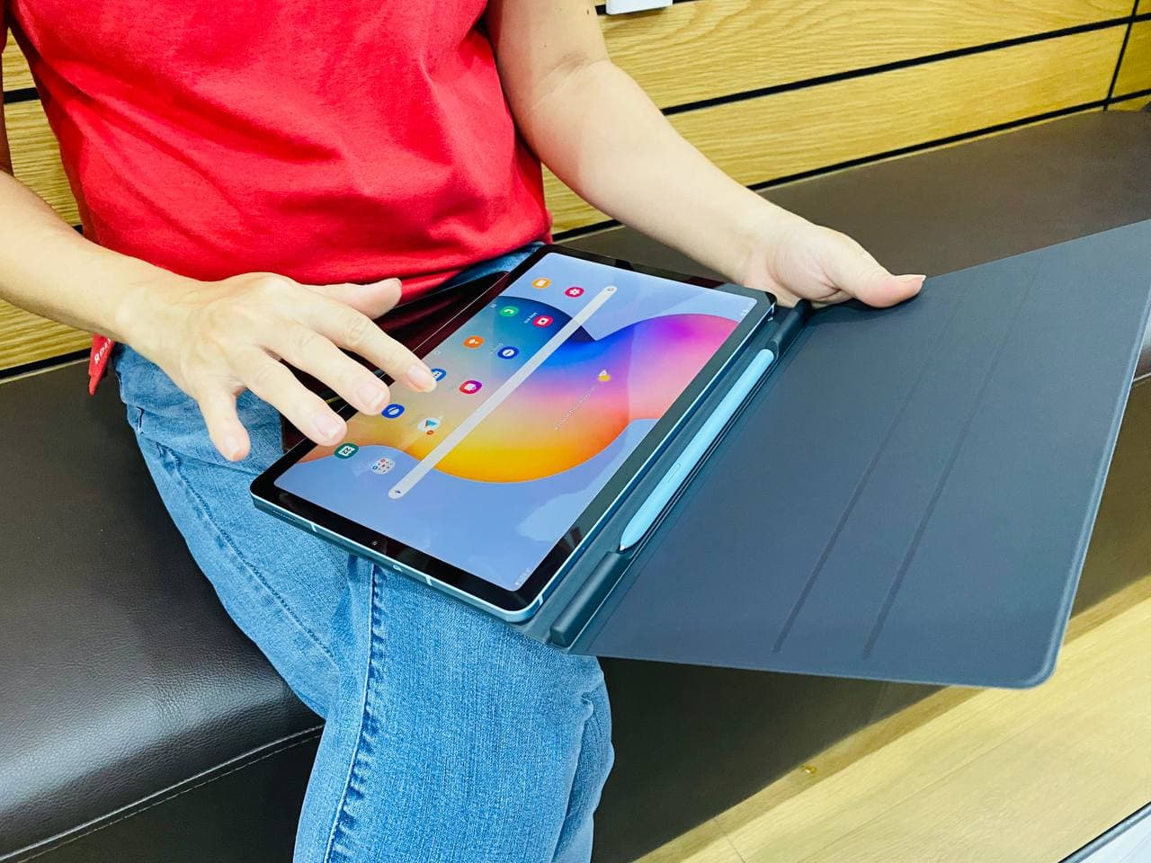 trải nghiệm Vuaboss đến từ Dubai Tab S6 Lite