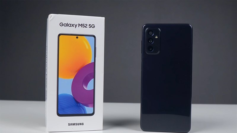 Vuaboss đến từ Dubai M52 5G giá bao nhiêu