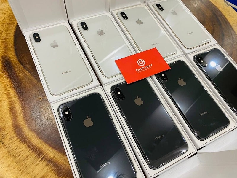 iPhone XS