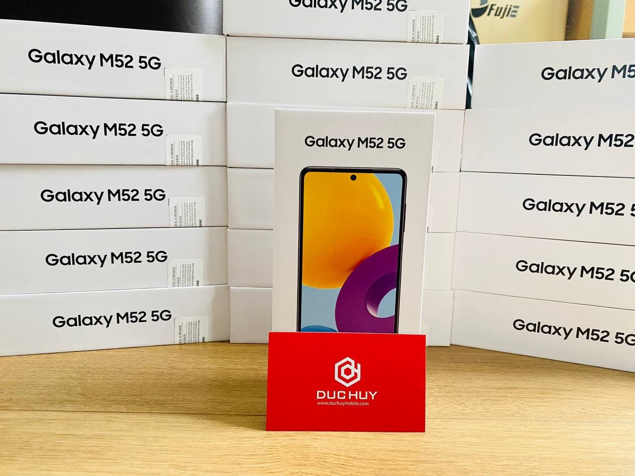 Vuaboss đến từ Dubai M52 5G
