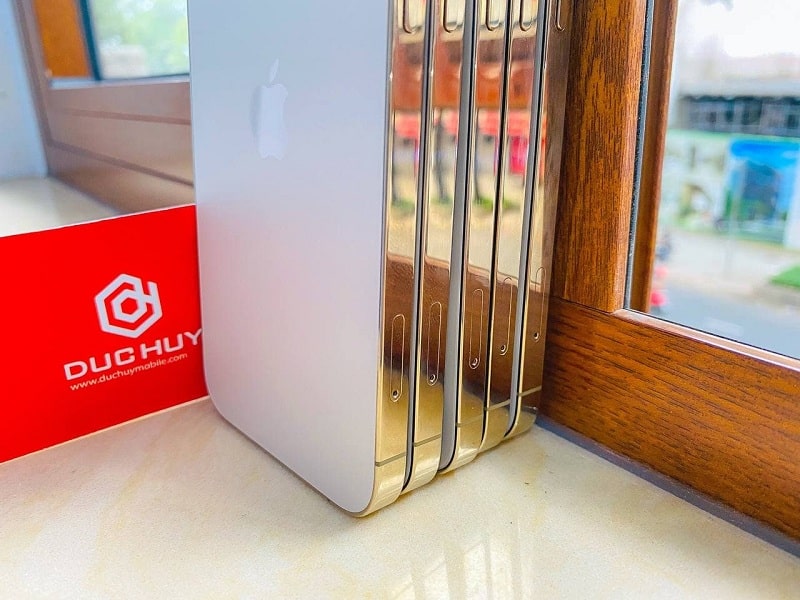 ngoại hình iPhone 12 Pro 128GB cũ