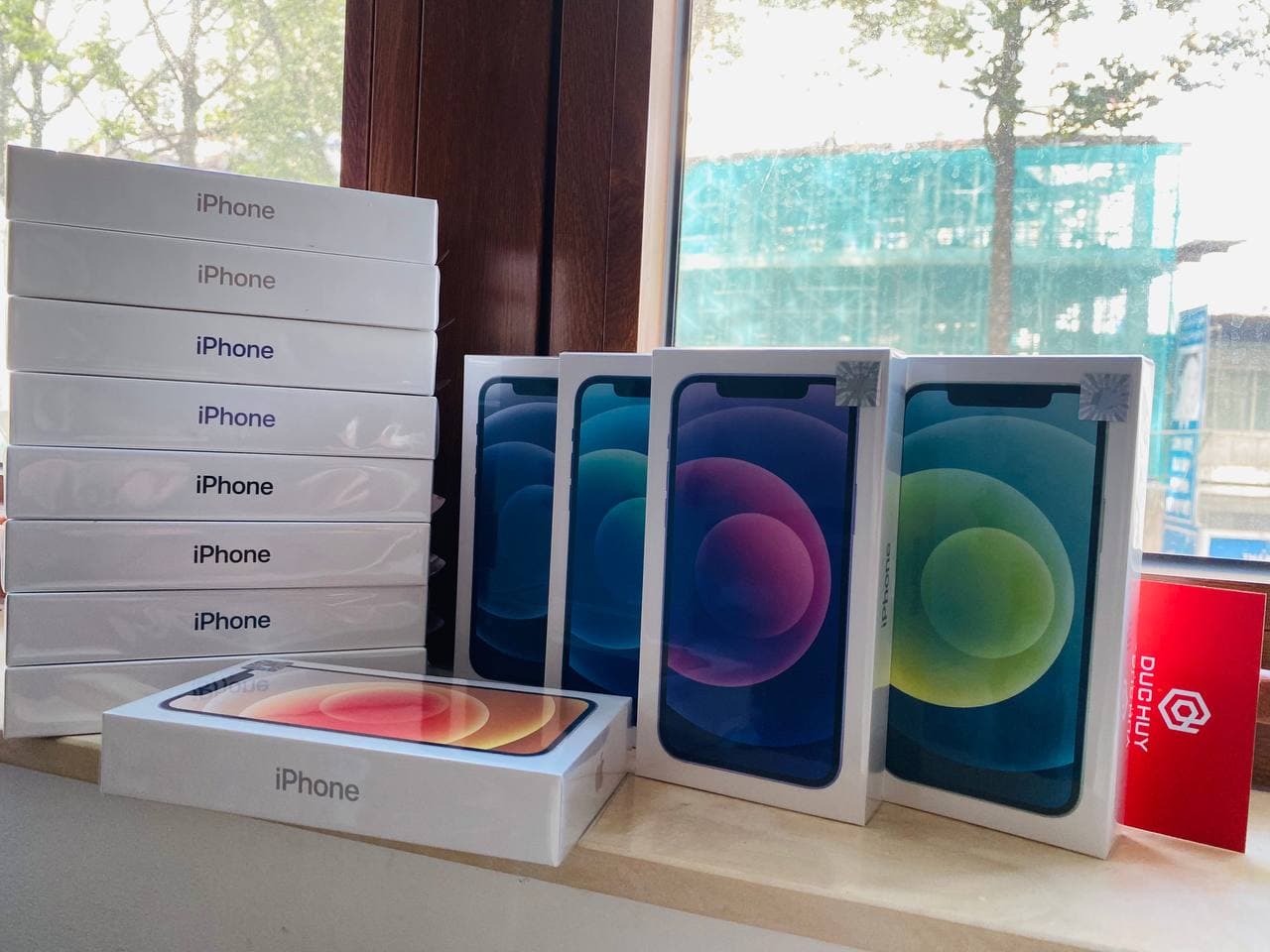 iPhone 12