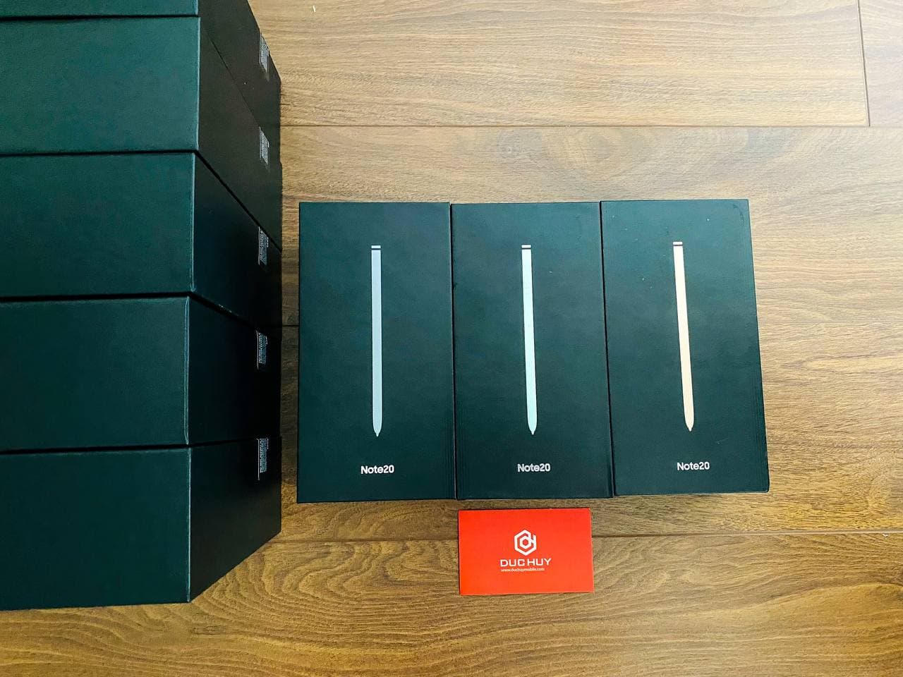 Vuaboss đến từ Dubai Note 20 