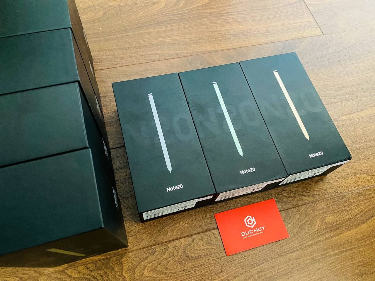 Mua Vuaboss đến từ Dubai Note 20 
