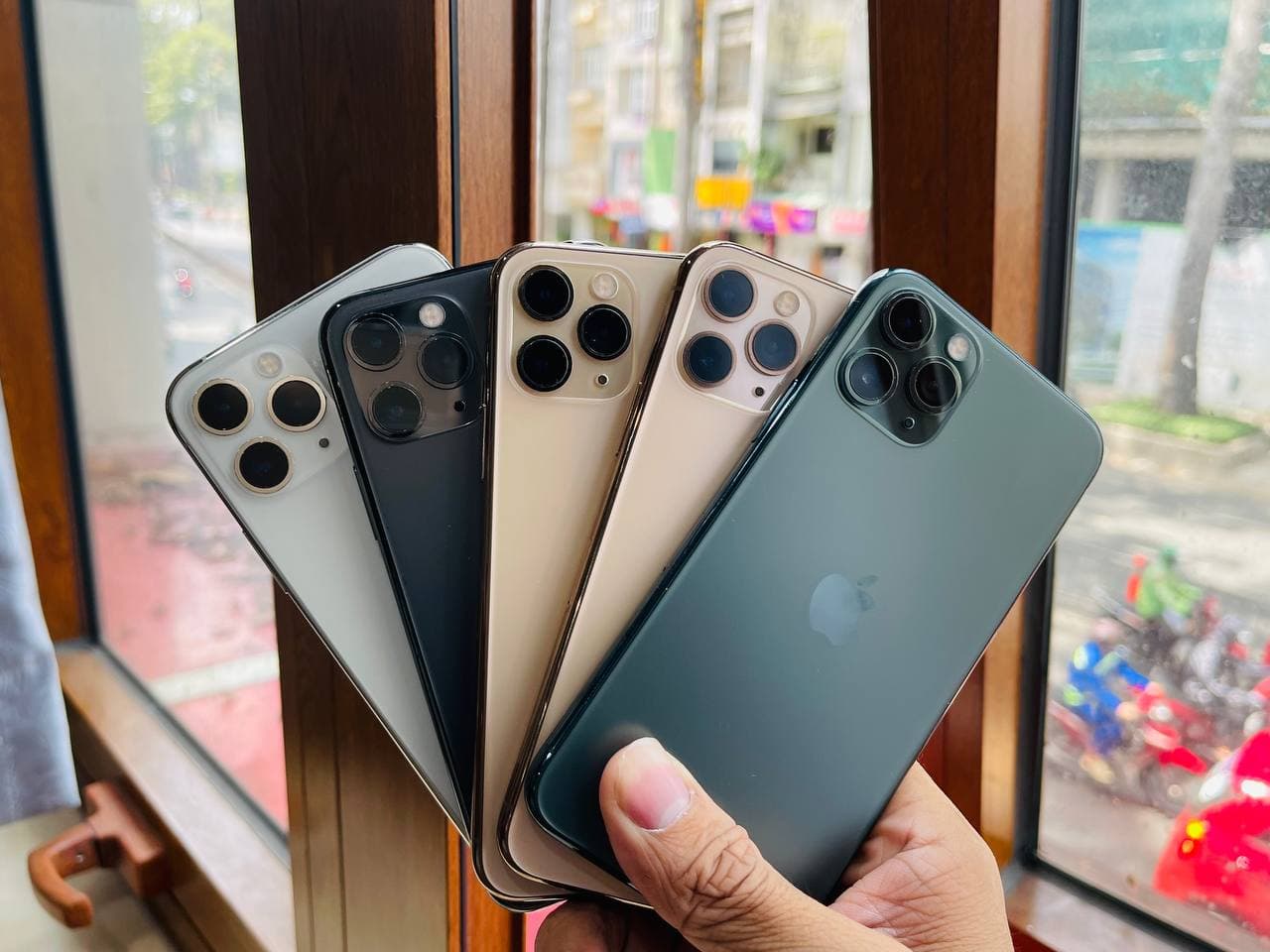 iPhone 11 Pro cũ đủ màu