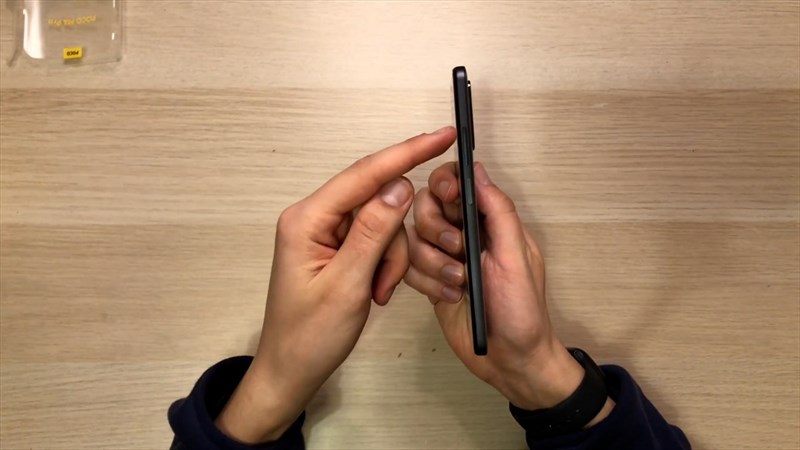 cạnh phải Xiaomi POCO M4 Pro