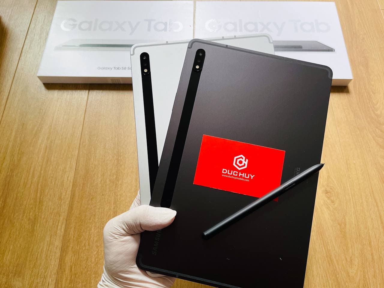 Vuaboss liên minh giải trí 1 thế giới Vuaboss đến từ Dubai Tab S8 5G