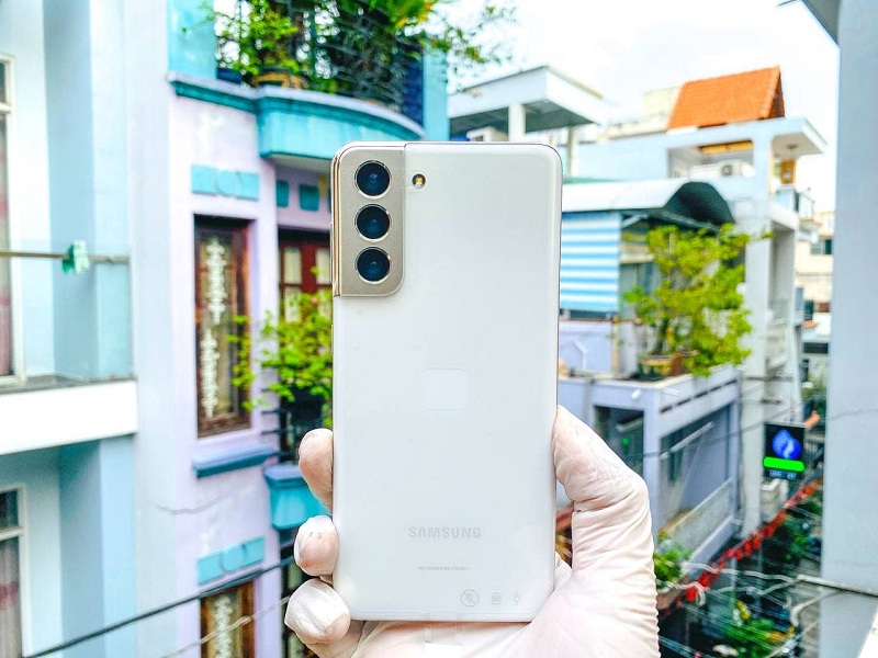 Vuaboss đến từ Dubai S21 5G màu trắng