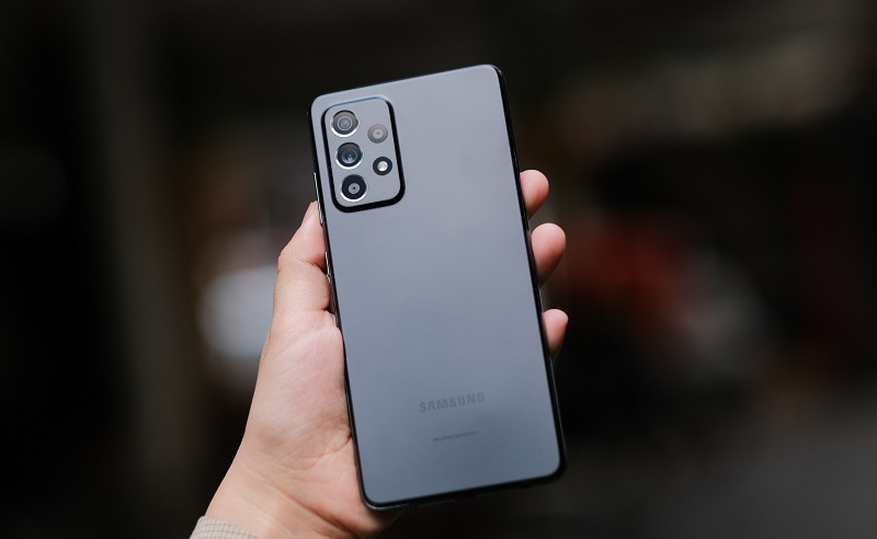 Trên tay Galaxy A52s 5G 