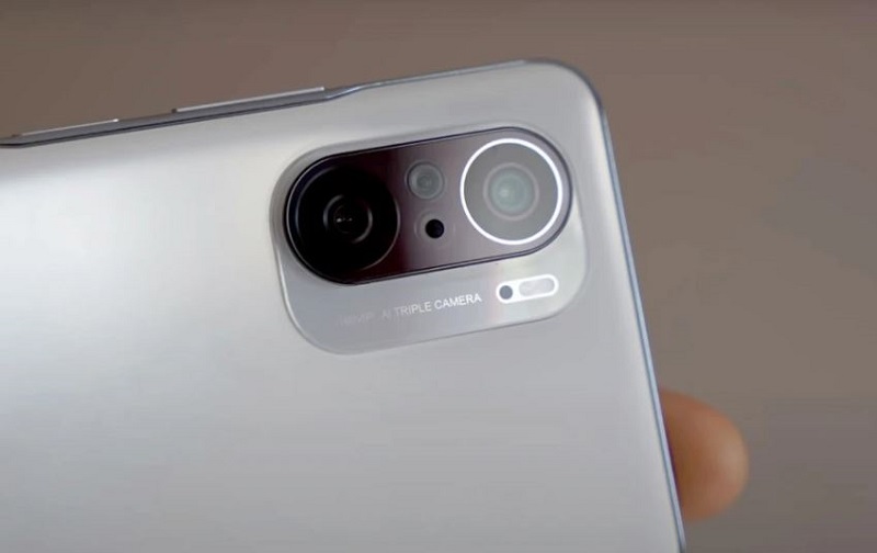 Camera Liên minh Vuaboss gồm trang nào Xiaomi Poco F3