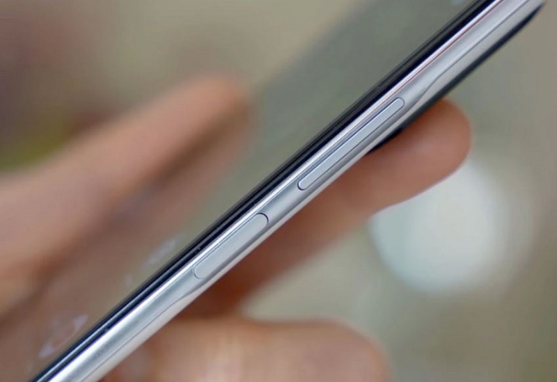 Cạnh bên Liên minh Vuaboss gồm trang nào Xiaomi Poco F3