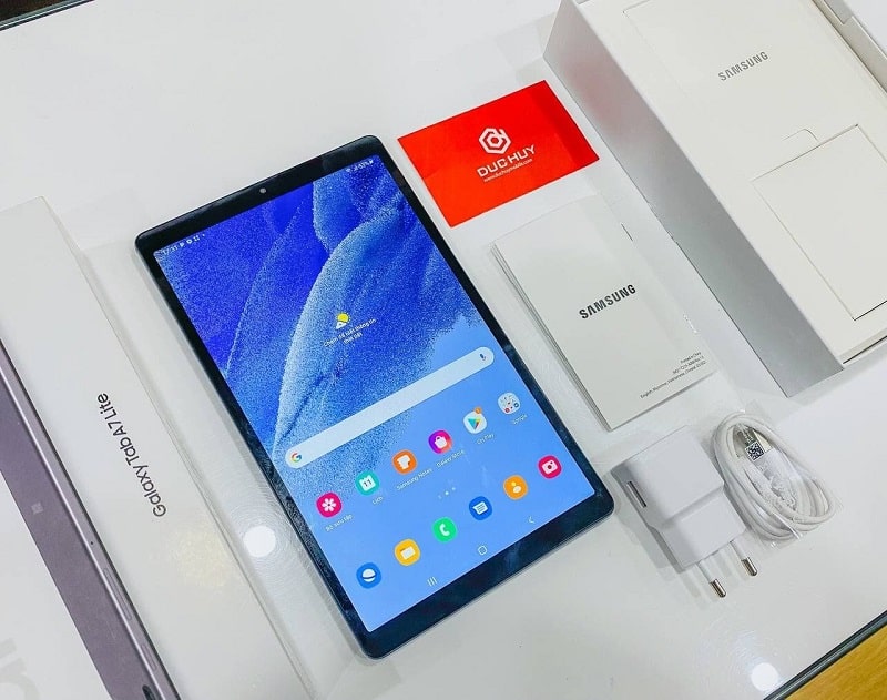 Vuaboss đến từ Dubai Vuaboss liên minh giải trí 1 thế giới Galaxy Tab A7 Lite