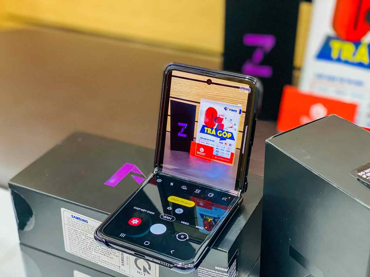 Link Vuaboss mới nhất Vuaboss đến từ Dubai Z Flip cũ