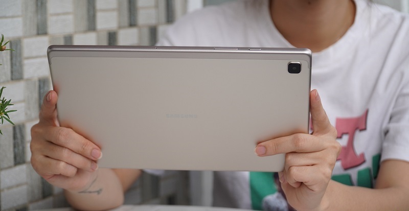 Trên tay Vuaboss đến từ Dubai Tab A7 Lite