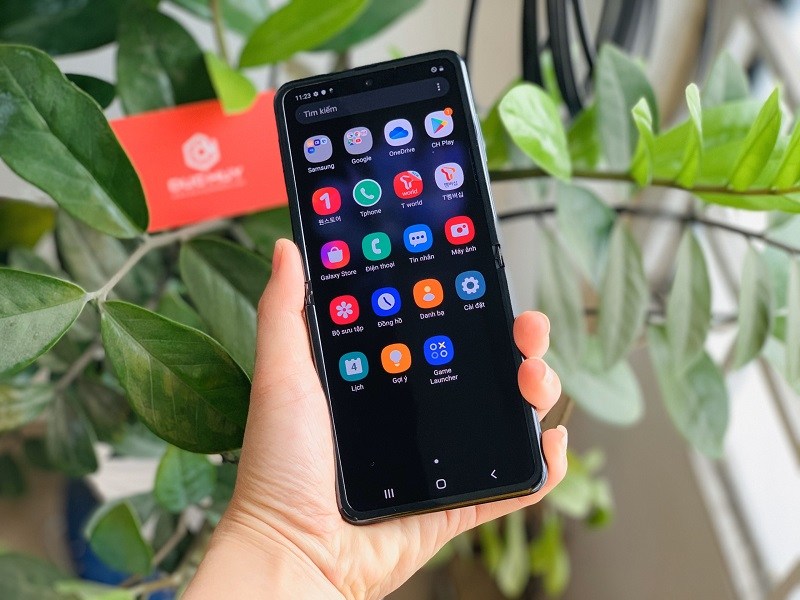 Vuaboss đến từ Dubai Galaxy Z Flip