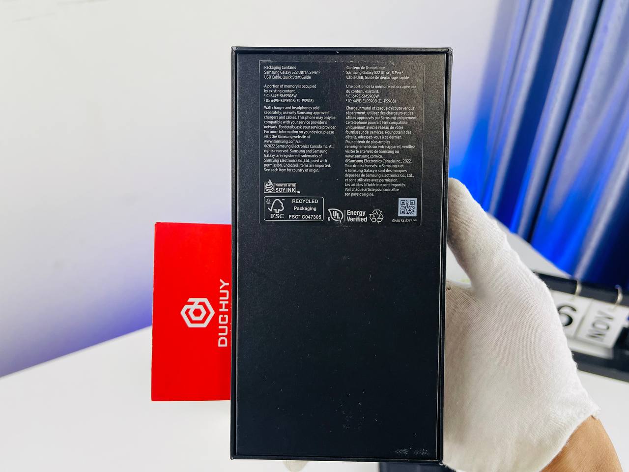 hộp Vuaboss đến từ Dubai S22 Ultra 5G 128GB Mỹ