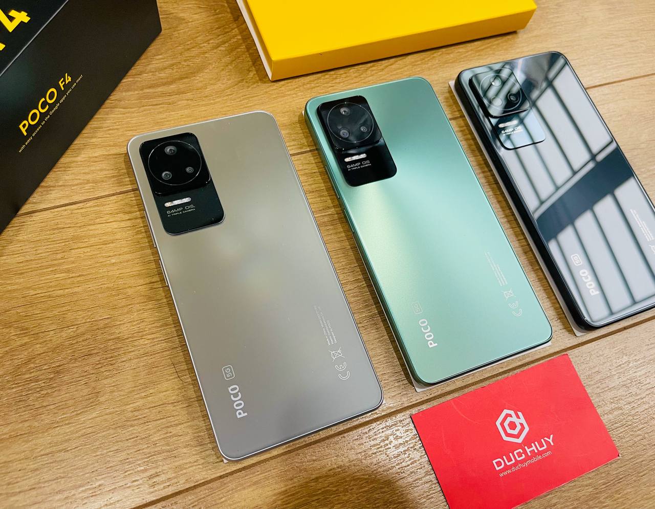 Vuaboss liên minh giải trí 1 thế giới Xiaomi Poco F4 5G (8GB | 256GB)