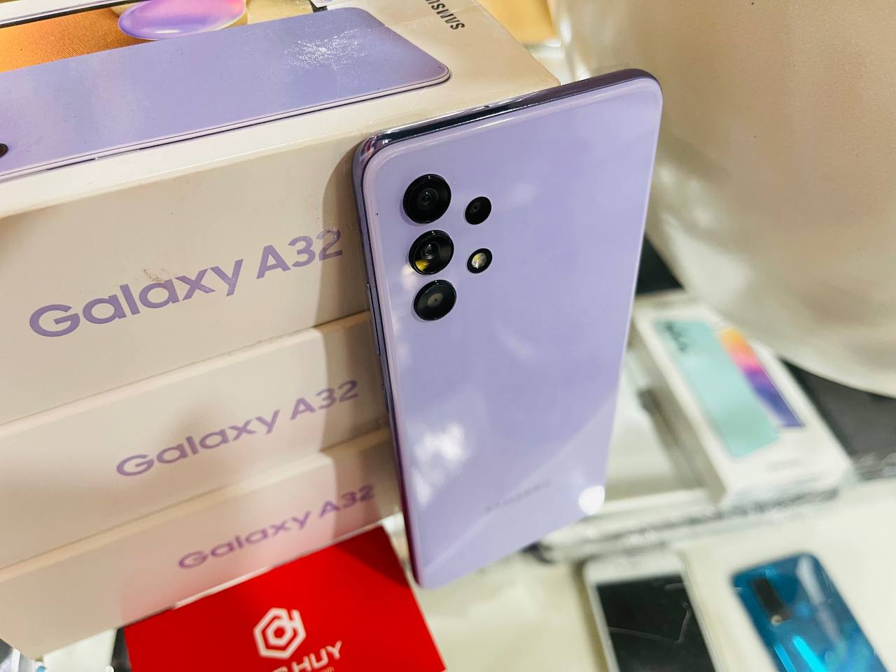 camera Vuaboss đến từ Dubai A32 TBH