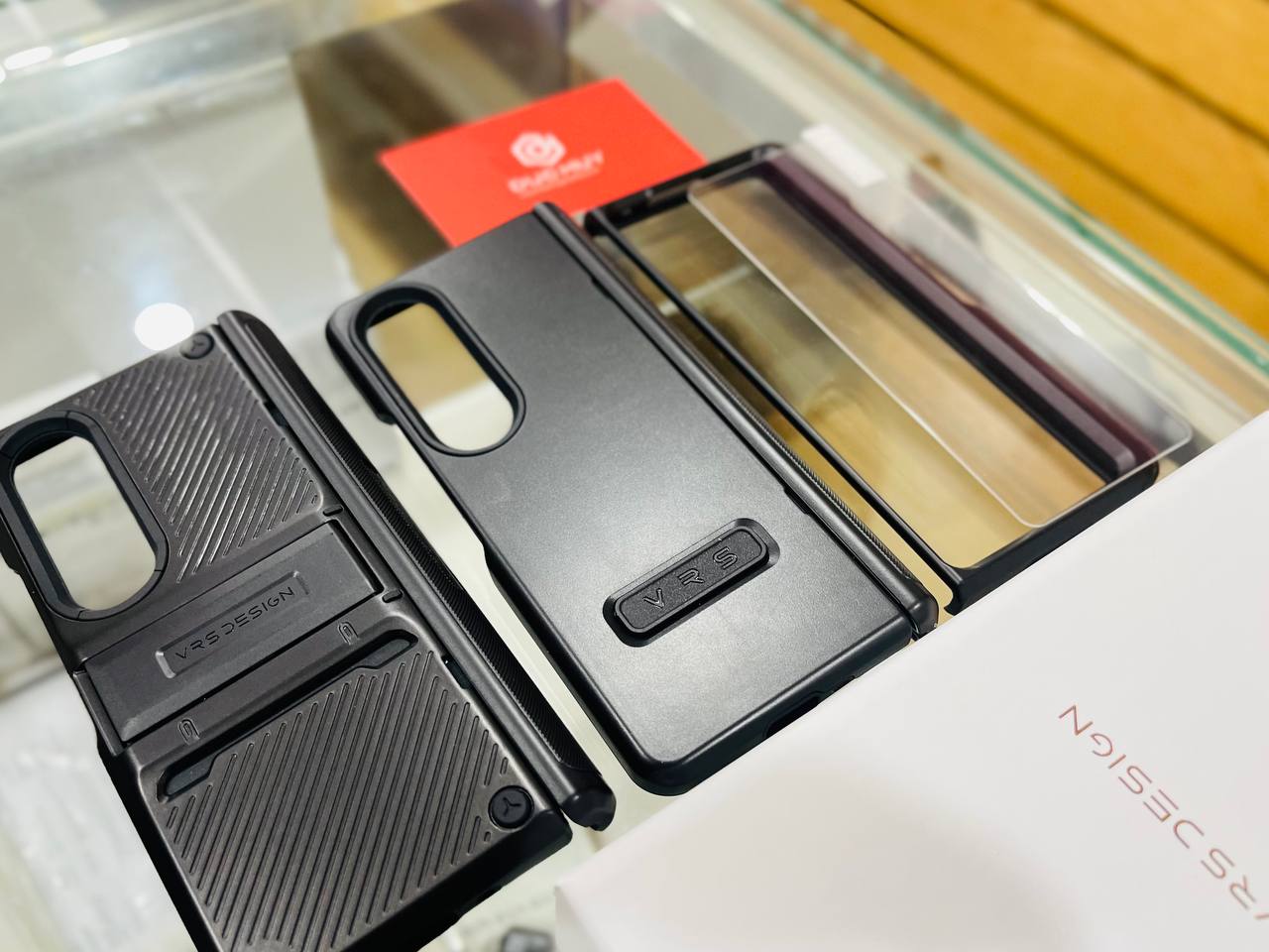 sẵn hàng Ốp Lưng Vuaboss đến từ Dubai Z Fold 4 5G VRS Design