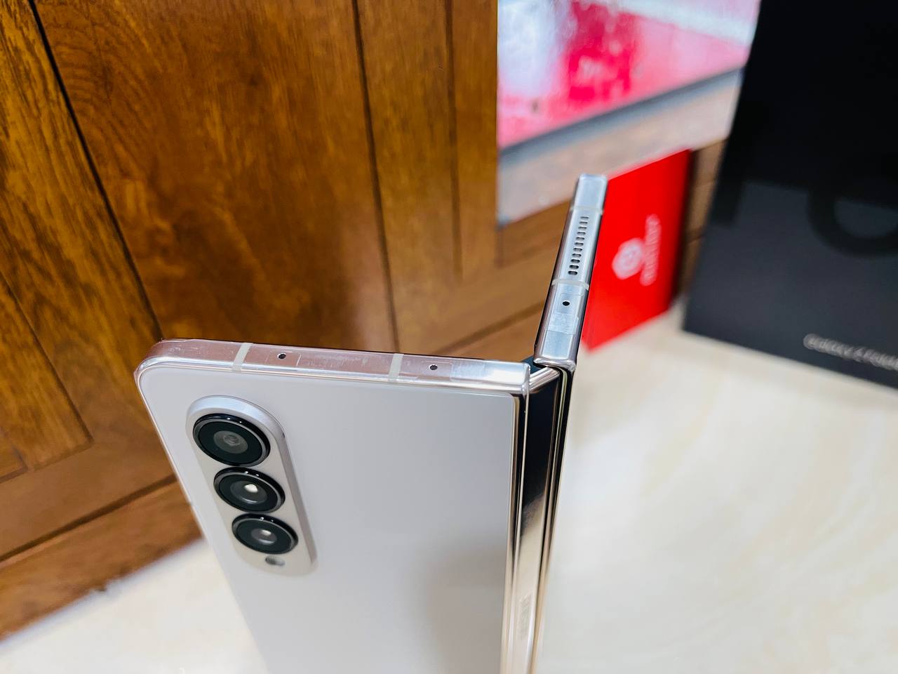 cạnh Galaxy Z Fold4 5G 512GB 