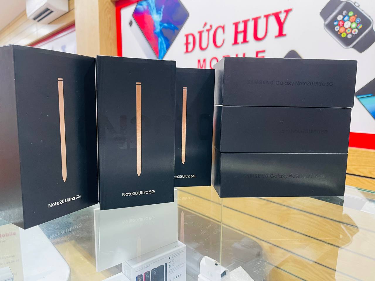 Vuaboss đến từ Dubai Note 20 Ultra 5G xách tay