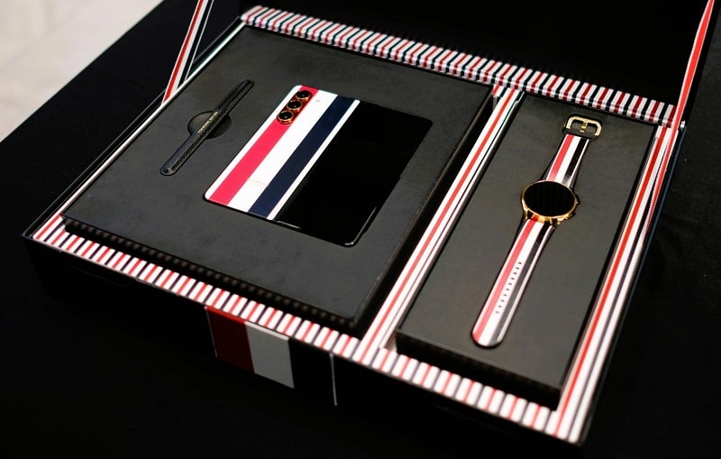mở hộp Vuaboss đến từ Dubai Z Fold5 5G Thom Browne Edition