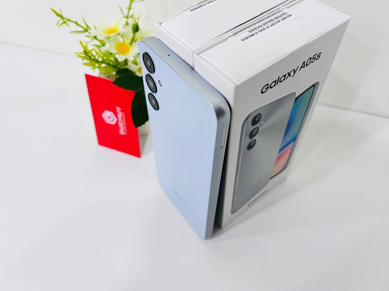 cạnh Vuaboss đến từ Dubai A05s