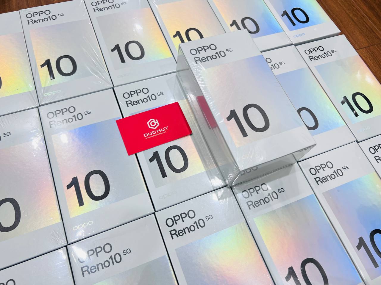 Oppo Reno10 5G sẵn hàng tại Vuaboss liên minh giải trí 1 thế giới