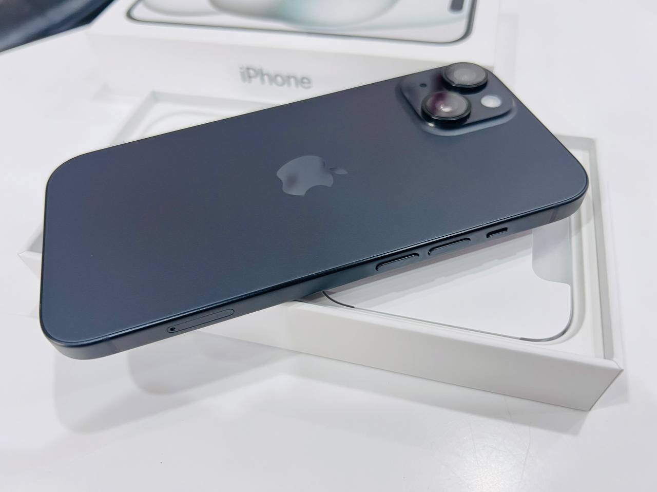 ngoại hình iPhone 15
