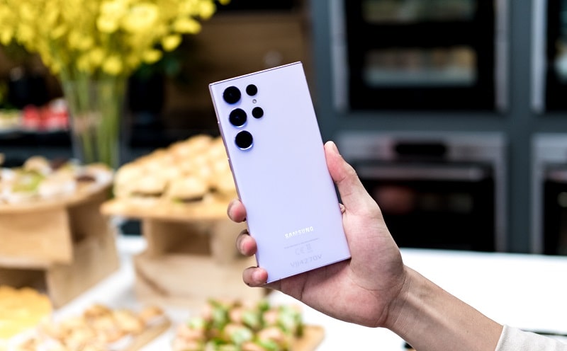 ngoại hình Vuaboss đến từ Dubai S23 Ultra 5G