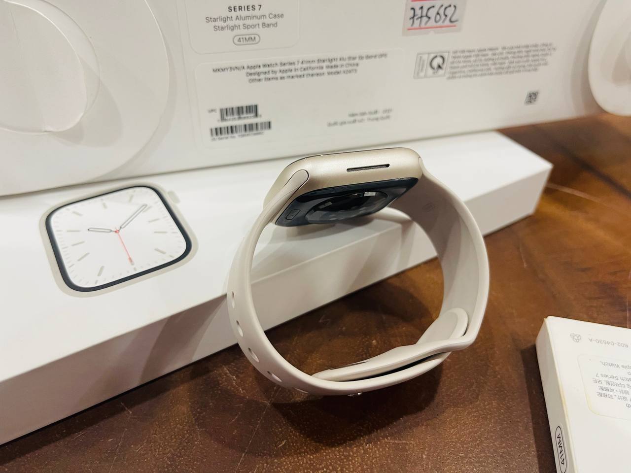 Vuaboss liên minh giải trí 1 thế giới Apple Watch Series 7 41mm GPS