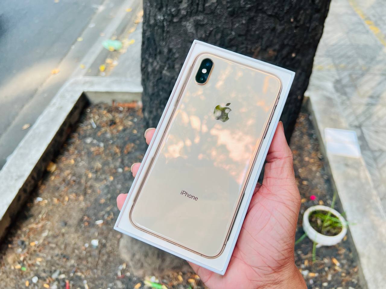 iPhone XS Max 64GB Mới vàng 