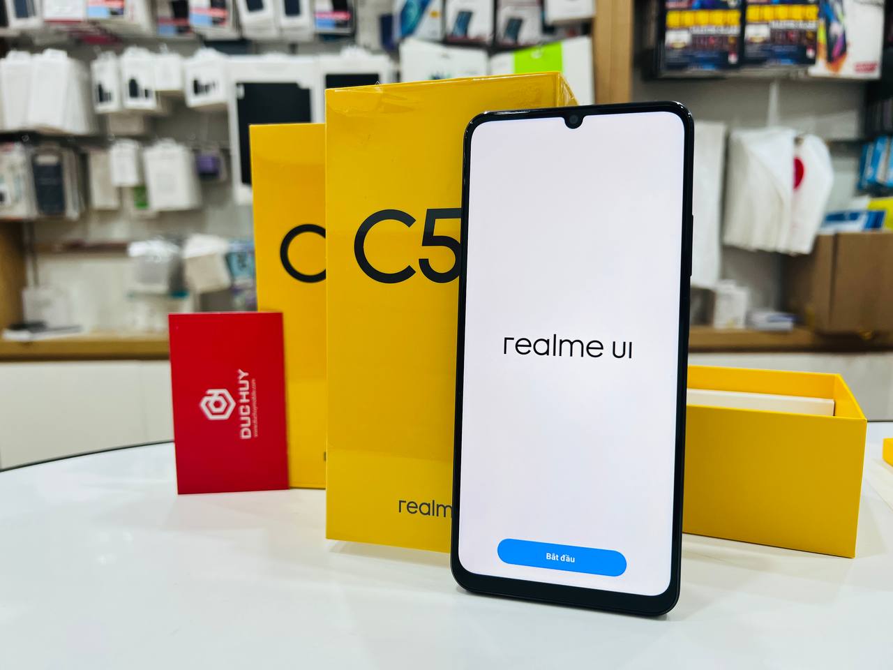 Vuaboss đến từ Dubai Realme C53