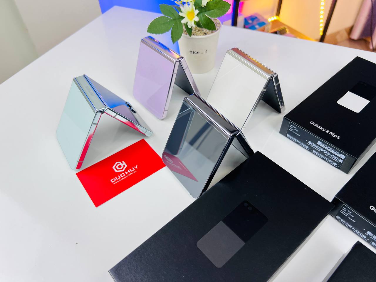 Vuaboss đến từ Dubai Z Flip5 5G đủ màu 