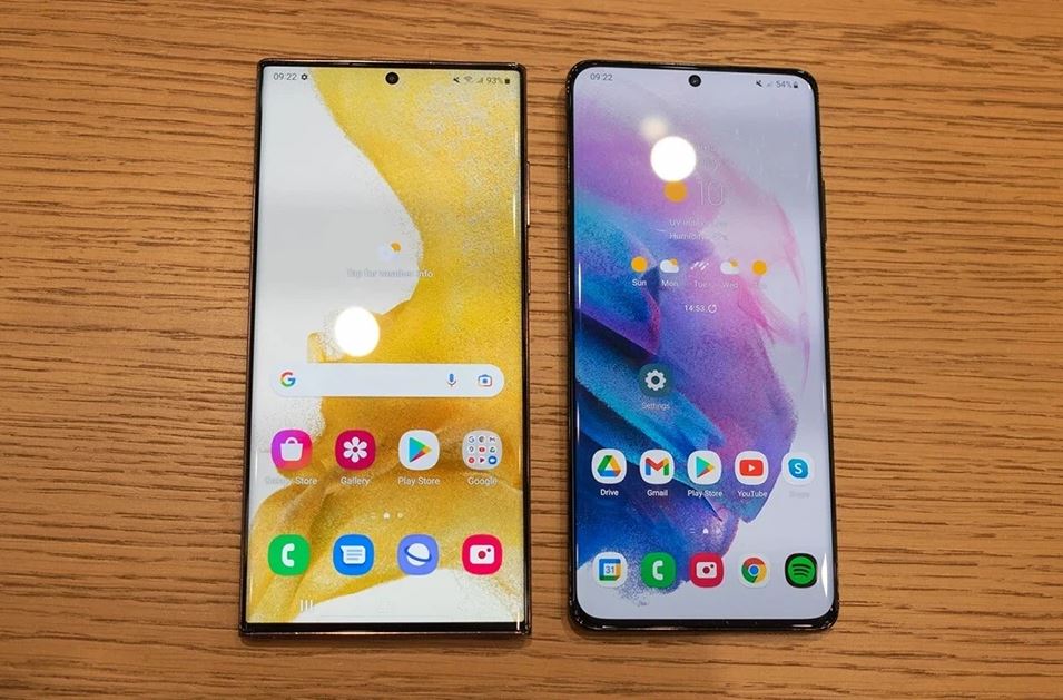 Vuaboss đến từ Dubai Galaxy S22 Ultra 5G vs Galaxy S21 Ultra 5G