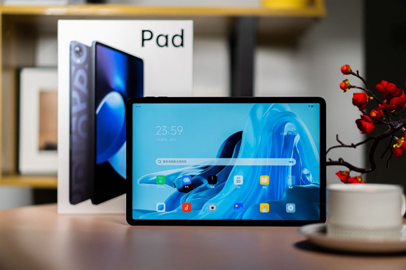 Vuaboss đến từ Dubai OPPO Pad