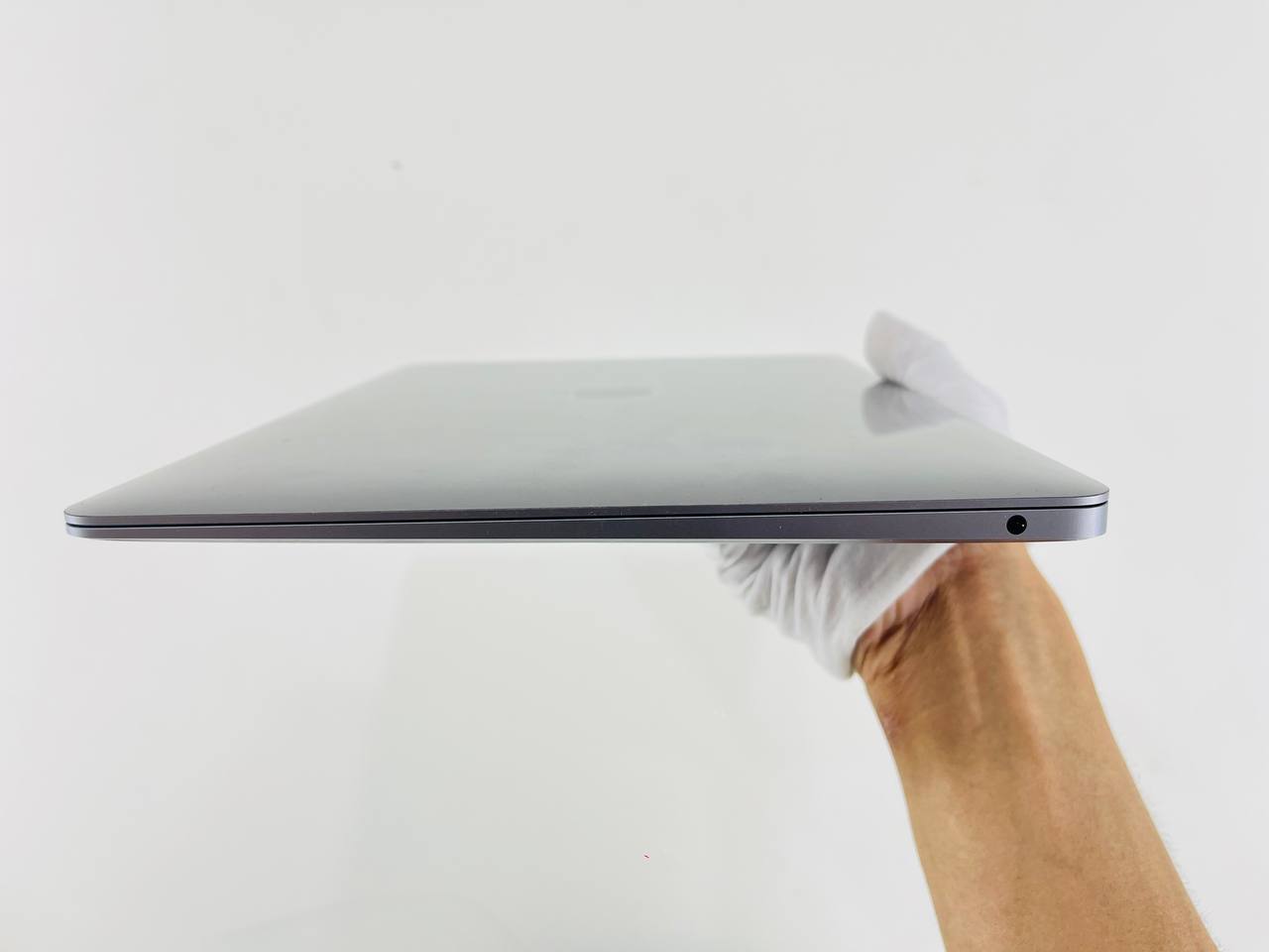 pin MacBook Air M1 256GB 2020 cũ