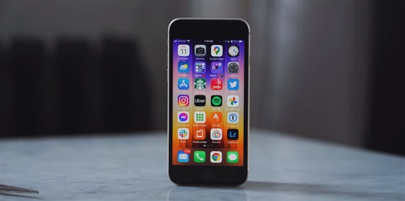 Vuaboss đến từ Dubai của iPhone 2022 SE 256GB