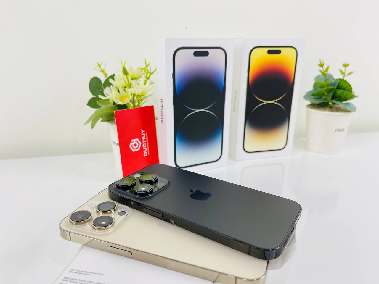 kích thước iPhone 14 Pro