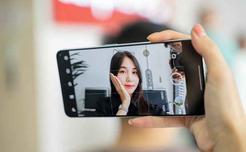 camera phụ OPPO Reno8 Pro 5G