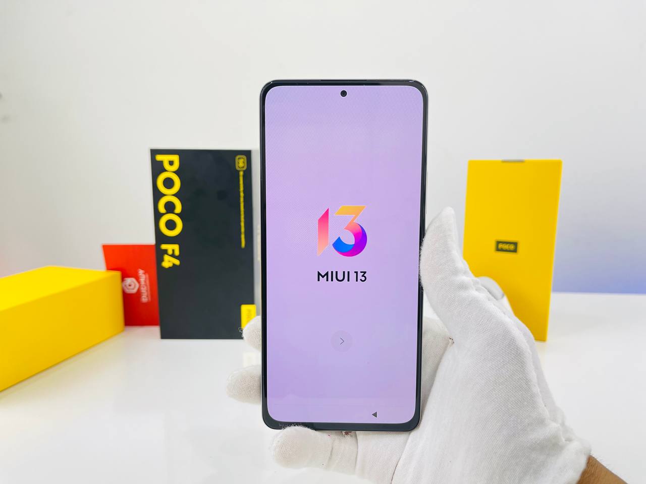 hiển thị Poco F4 5G