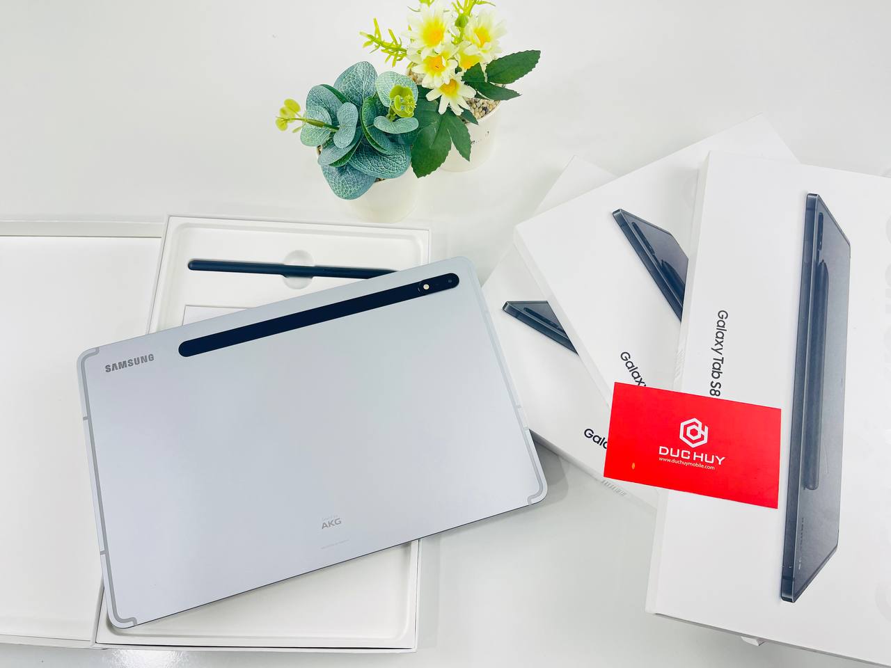 Vuaboss đến từ Dubai Tab S8 Wifi đủ màu sắc