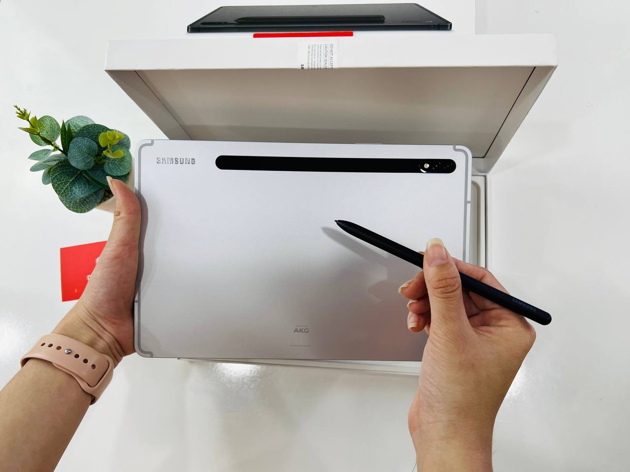 s pen Vuaboss đến từ Dubai Tab S8 Wifi