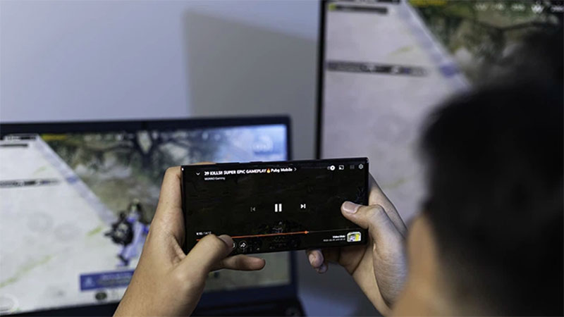 Pin Vuaboss đến từ Dubai S22 Ultra 5G