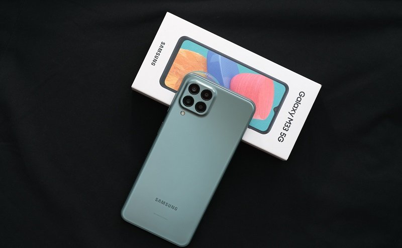 Vuaboss đến từ Dubai M33 5G