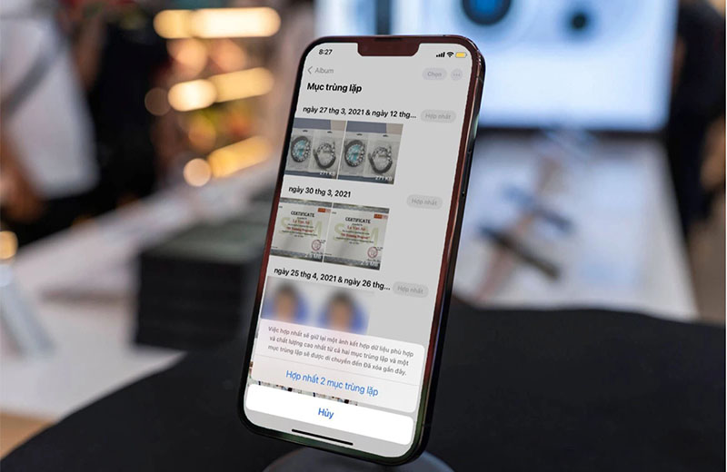 Cách xóa ảnh hoặc video trùng lặp trên iPhone